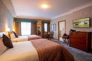 Отель Lawlors Hotel Нейс Стандартный двухместный номер с 1 кроватью или 2 отдельными кроватями-1